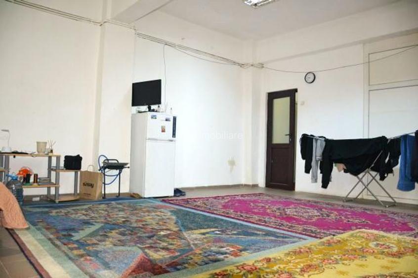 Ocazie! GARSONIERA de vanzare in Voinesti, ultracentral langa Primarie. - 2