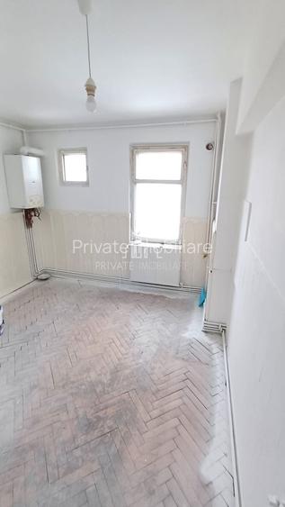 Apartament 3 camere, hol patrat, 2 balcoane,etaj intermediar, Unirii - 9