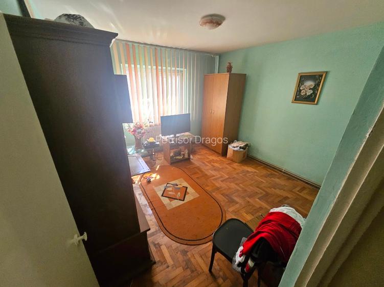 Apartament 3 camere, Onești, zona de sus - 9