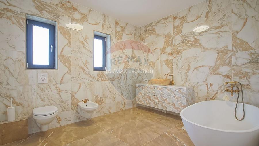 Casă / Vilă cu 5 camere de vânzare în zona Bunloc - 21