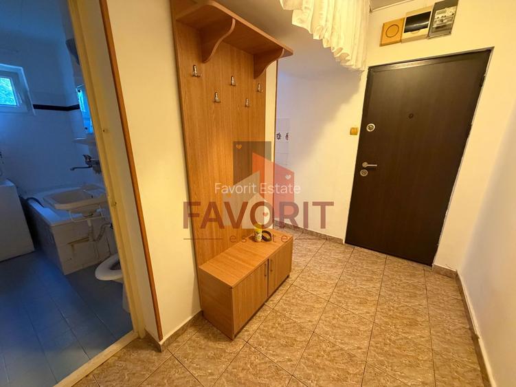 Cu centrala termica proprie. Zona Dacia. Boxa - 8