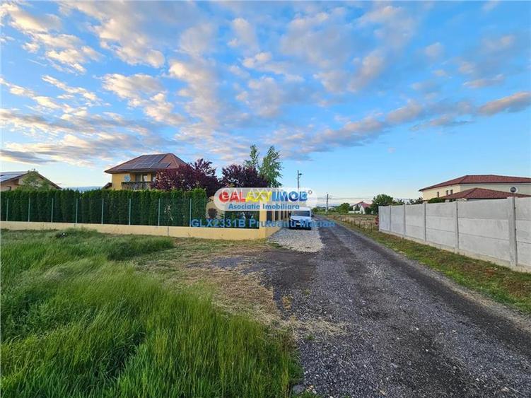 Teren intravilan 680 m situat in comuna Cornetu pe Strada Aeroportului - 33