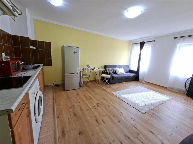 Garsoniera 28 mp zona Stefan cel Mare - 2