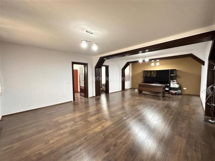 Vanzare imobil nou | Eminescu - Mosilor - Fainari | teren 246 mp | garaj | - 11