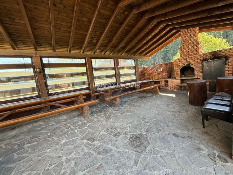 Pensiune cu 14 camere de vânzare Bucovina lângă pârtia Pojorata Malini - 16