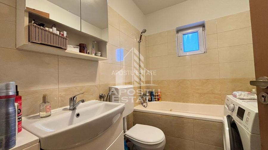 Apartament cu 3 camere in zona Girocului, decomandat, centrala termica - 7
