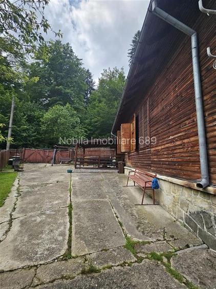 CASA DE VACANTA + TEREN PROPRIETATE IN STATIUNEA MONTANA SLANIC MOLDOVA - 14
