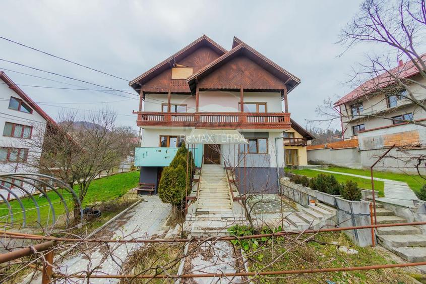 Casă de închiriat lângă parc – potrivită pentru centru / birouri - 2