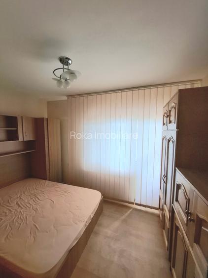 Apartament 4 camere,ultracentral, decomandat, mobilat si utilat,str Decebal - 12