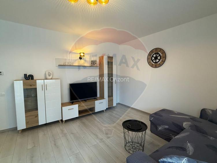 Apartament cu 3 camere, 2 bai și loc de parcare - 52