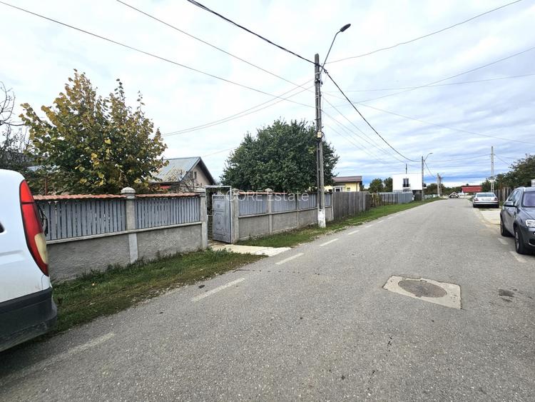 Teren de vanzare 1000mp in Stefanestii de Jos, la sosea si cu utilitati - 11