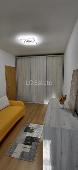 APARTAMENT GIROC, 3 CAMERE, ETAJ 2 - 10