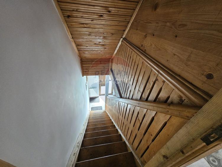 Casă solidă din cărămidă, mobilată, garaj, teren generos – Tarcău - 21