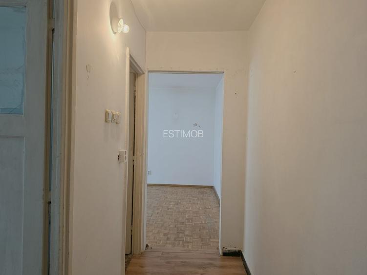 Piața Astra apartament 2 camere etaj 2/4 cu balcon - 11