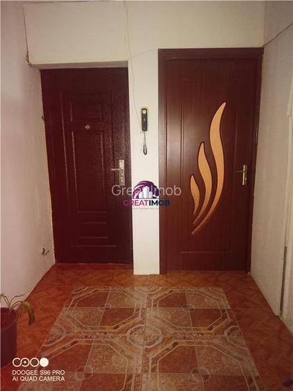 Inchiriere 1 camera dintr-un apartament cu 3 camere. - 5