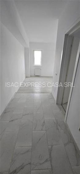 Apartament 3 camere, Semicentral (700 m de Podu Ros) - 9