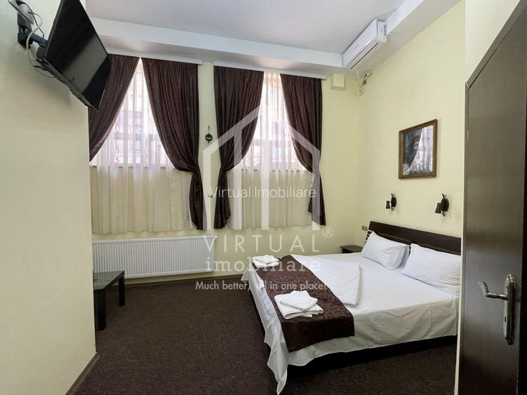 Vila/Pensiune cu 3 corpuri, 34 de camere, sala de fitness - Central - 43