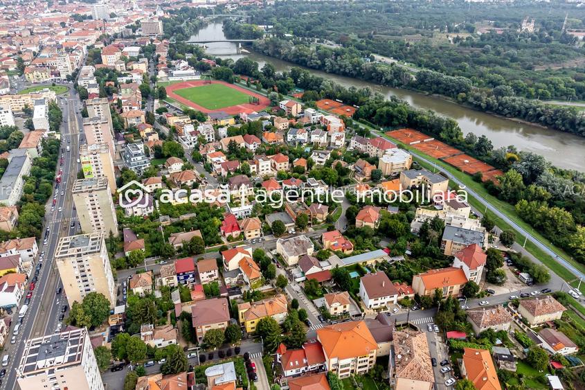 Vilă exclusivistă pe malul Mureșului – design modern si teren generos - 12