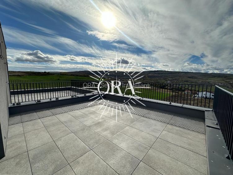 CASA- DUPLEX DE VANZARE IN BORHANCI - CU PRIVELISTE - SEMIFINISAT - 224 MP UTILI - 13