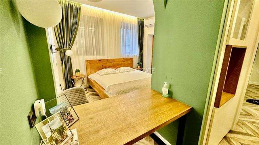 Afacere regim hotelier, doua unitati,  zona Piata Unirii-Brasov - 3