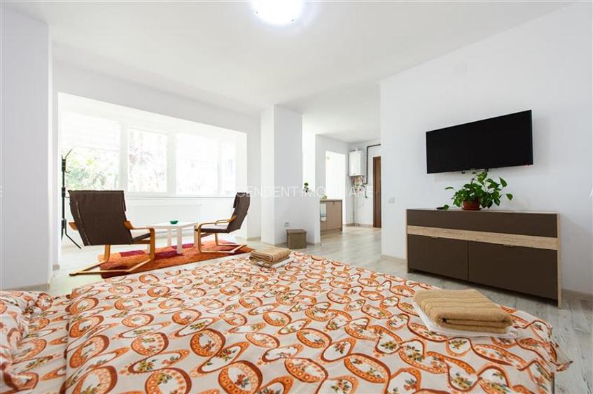 Apartament la casa, curte si acces propriu, loc parcare, Parcul Central, Brasov - 2