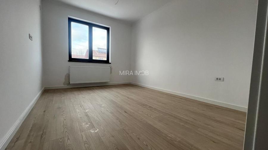 Duplex premium de vânzare – stradă privată, ideal pentru familie - 8