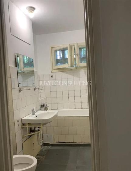 Vanzare Apartament 3 Camere Semidecomandat Berceni-Al.Niculitel - 9