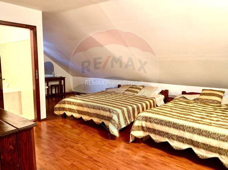 Pensiune cu 13 camere de vânzare in Bulz - 36