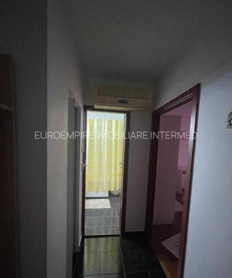 Apartament 2 camere decomandat, zona DELFINARIU - 6