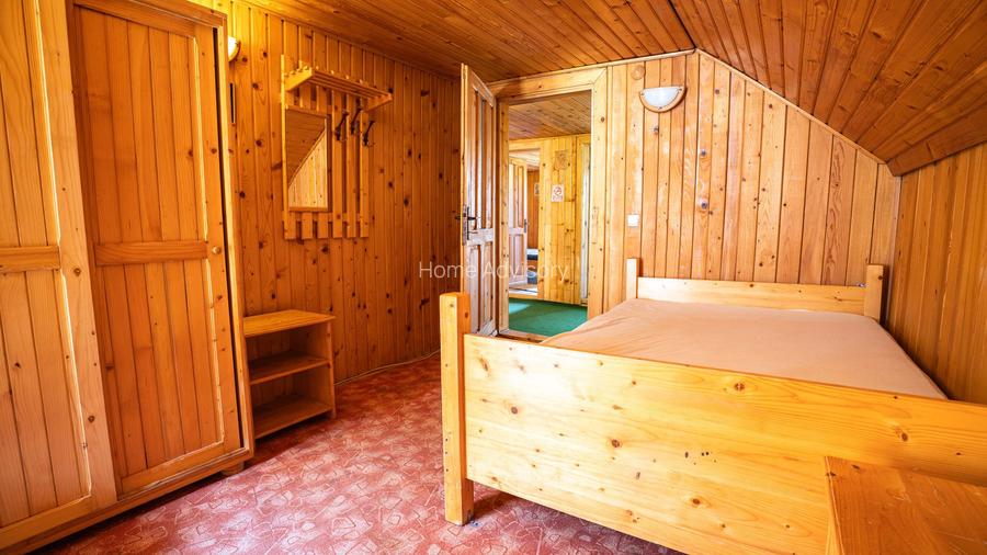 Proprietate cu potențial, 2 case și teren generos, Bran – Predelut - 12