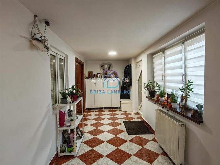Sos. Chitilei, Colosseum, casa sup. 105mp, 3 camere, teren 211mp - 3