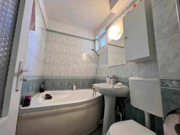 Far  apartament 3 camere decomandat etaj 1 loc parcare - 11