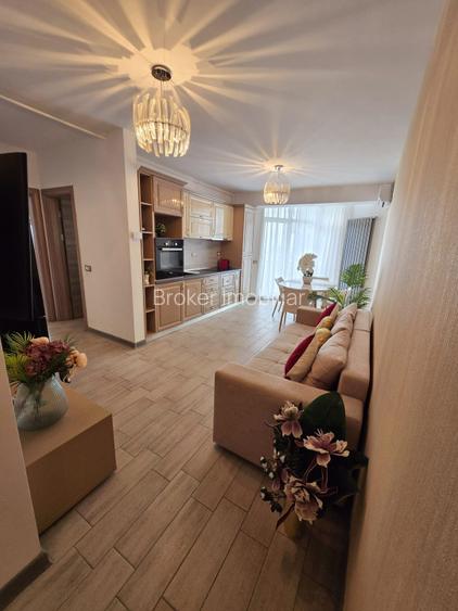 Locuinta perfecta: 3 camere mobilate, cu vedere frontala superba - 17