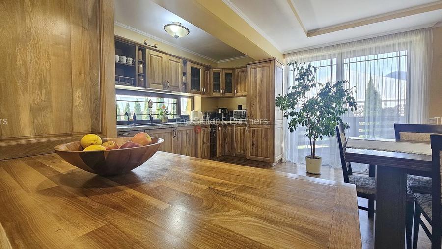 Suprafata generoasa teren - 18