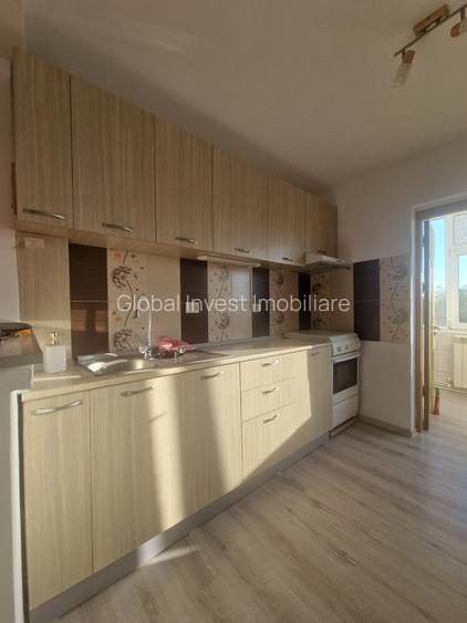 Navodari (Sud)- 2 camere decomandate, centrala gaze, liber -65.000euro - 9