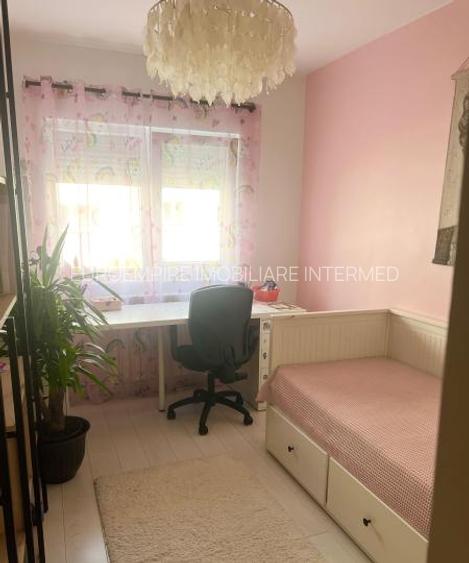 Apartament 4 camere, zona INEL II - 2