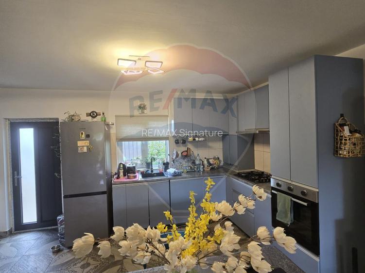 De vanzare Casă / Duplex - 5