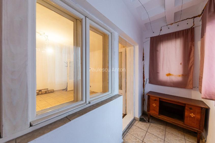 Vand apartament spatios, 3 camere, decomandat, 2 bai, pret 1.575 euro/mp. - 11