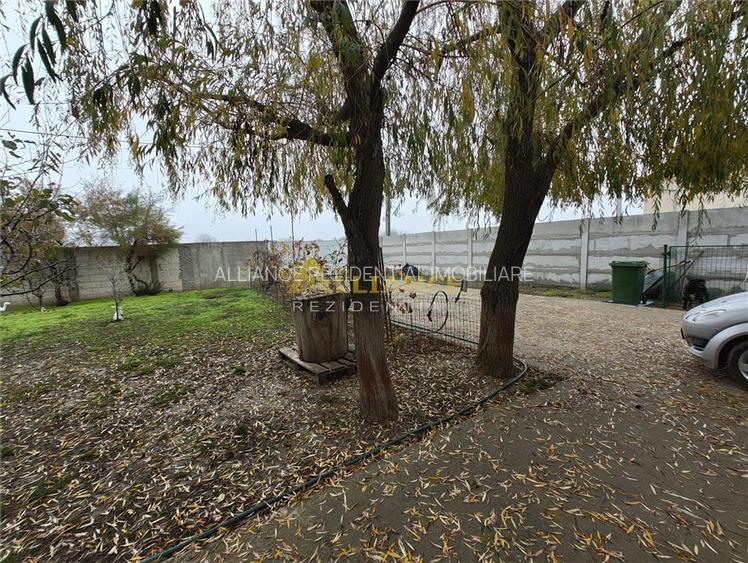 Vila spectaculoasa - 249 mp utili, teren 881 mp, - 9