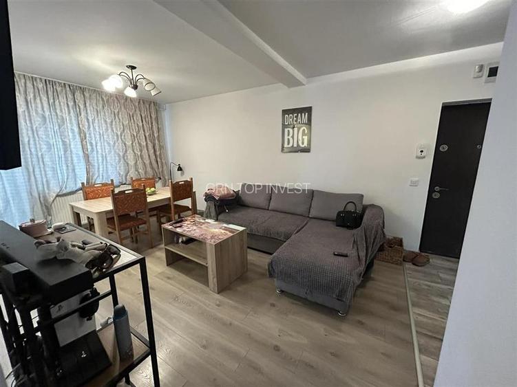 Apartament 3 camere balcon boxa si parcare Calea Cisnadiei - 2