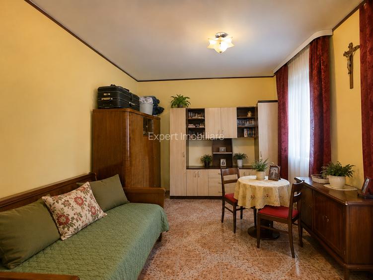 Casa | Zona Centrală | Str. Ștefan cel Mare | Curte comună | 52.000 € - 2