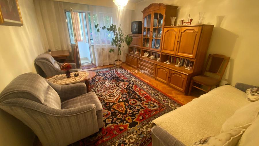 Apartament cu 3 camere decomandate , 74 mp , Manastur , et 3/10 - 2