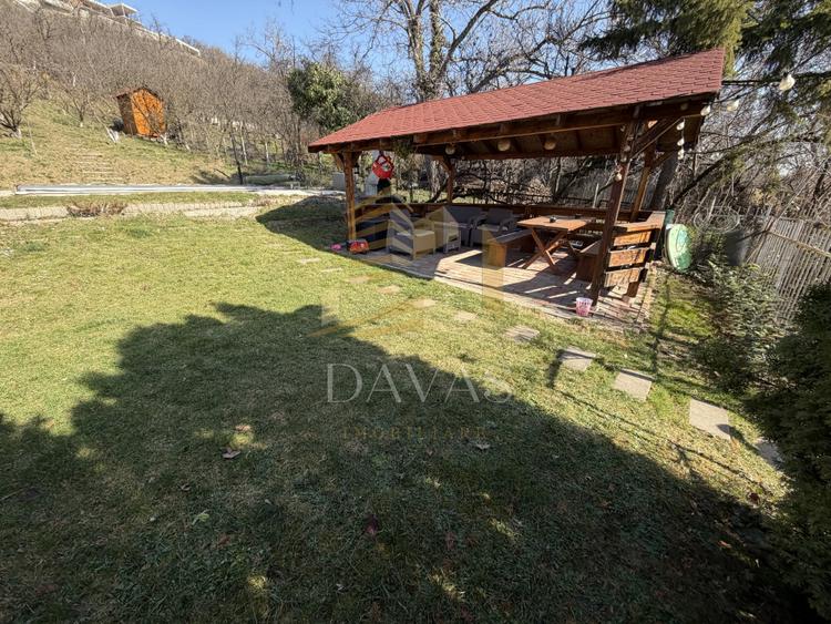 Duplex cu piscina si teren generos - 4 camere | Grigorescu | zona linistita