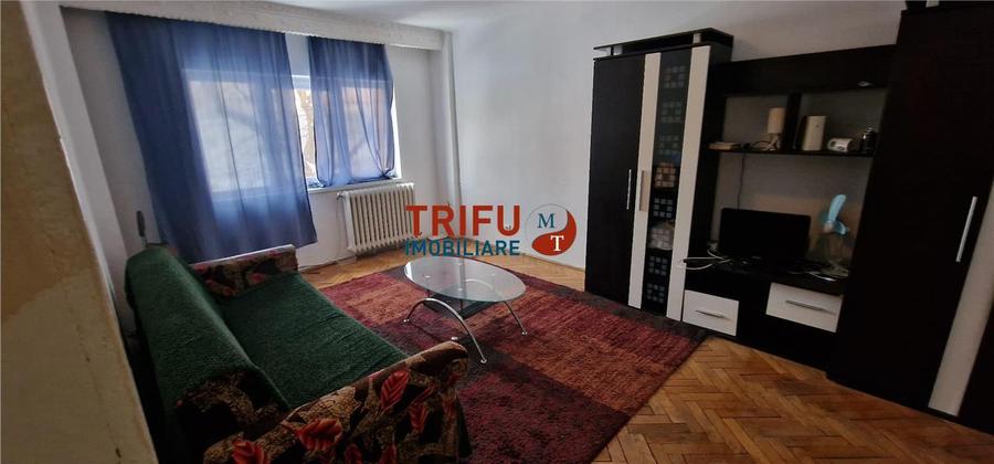 Apartament 3 camere etaj 1 zona Liceul Sportiv