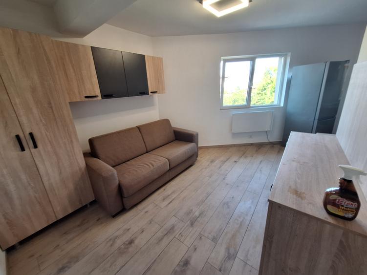 200 euro.!!!Garsoniera Et 1 Zona Ronat