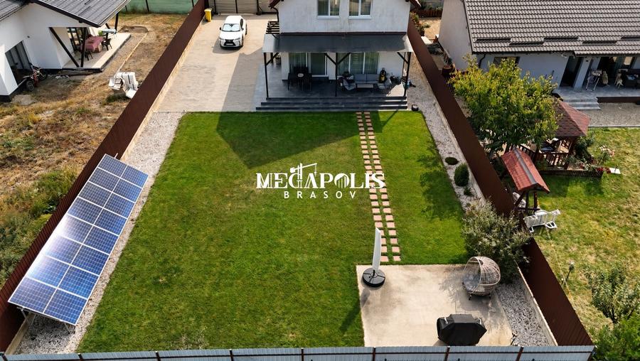 Casă individuală 4 camere | 648 mp teren | Sânpetru
