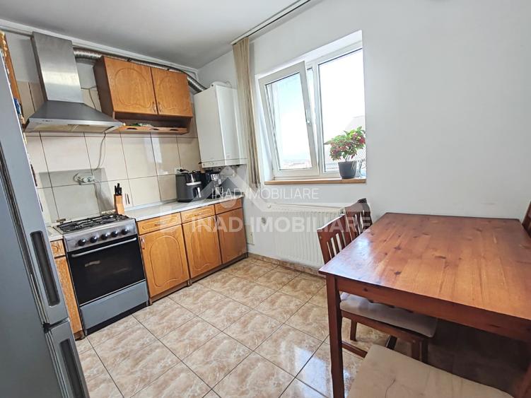 Apartament cu o cameră de inchiriat, 35 mp+balcon, Zorilor Str.Viilor - 9