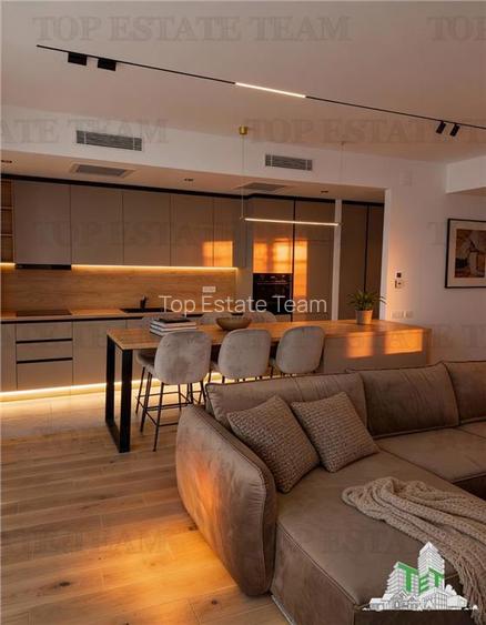 Casa luxury cu garaj la parter + piscina in complex / Bulevardul Pipera - 13