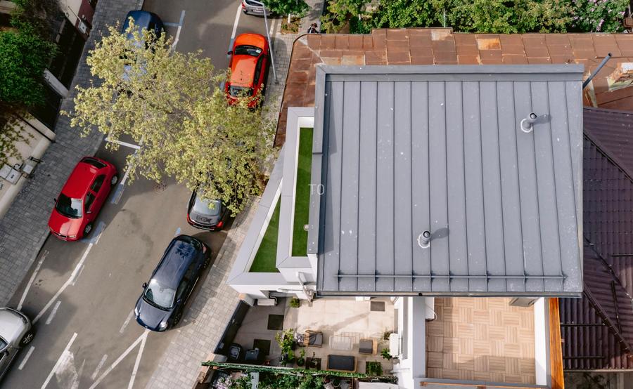 CASA DEOSEBITA IN ZONA REZIDENTIALA - PLANTELOR - MANTULEASA - ARMENEASCA - 19