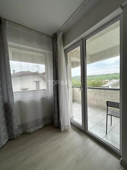 Apartament cu 2 camere decomandat, etajul 1, loc de parcare - Rediu - 5